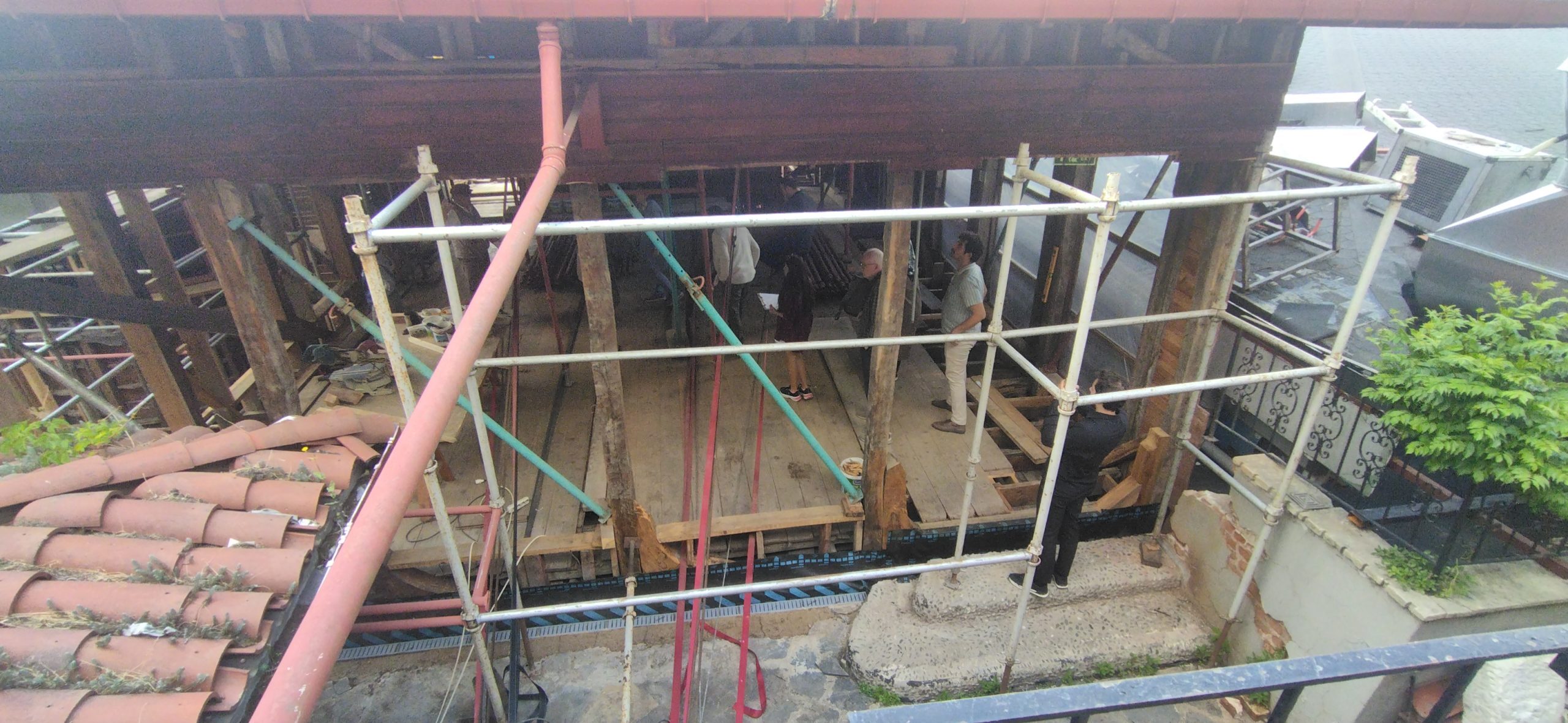 1748798069207